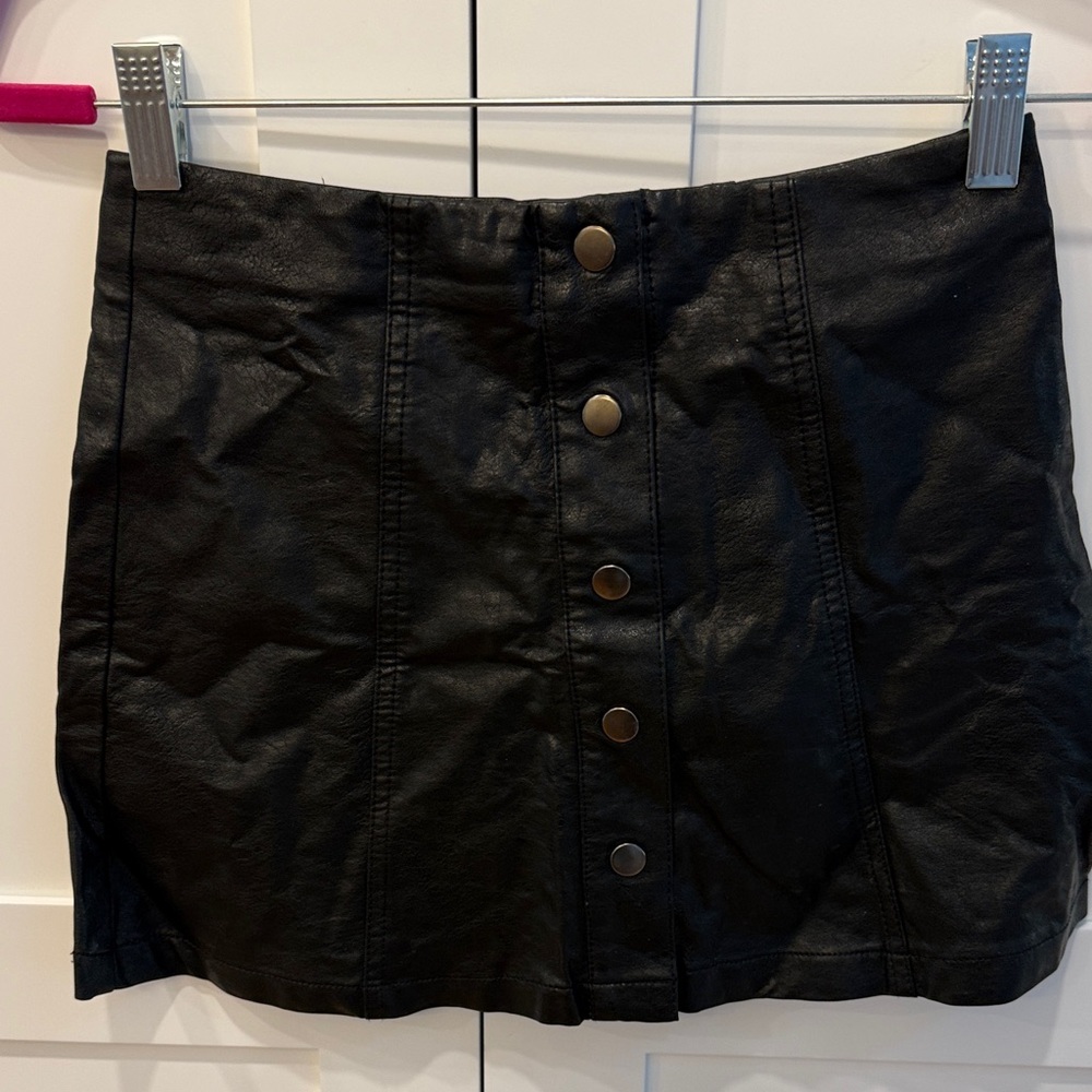 Forever 21 Black Faux Leather Mini Skirt